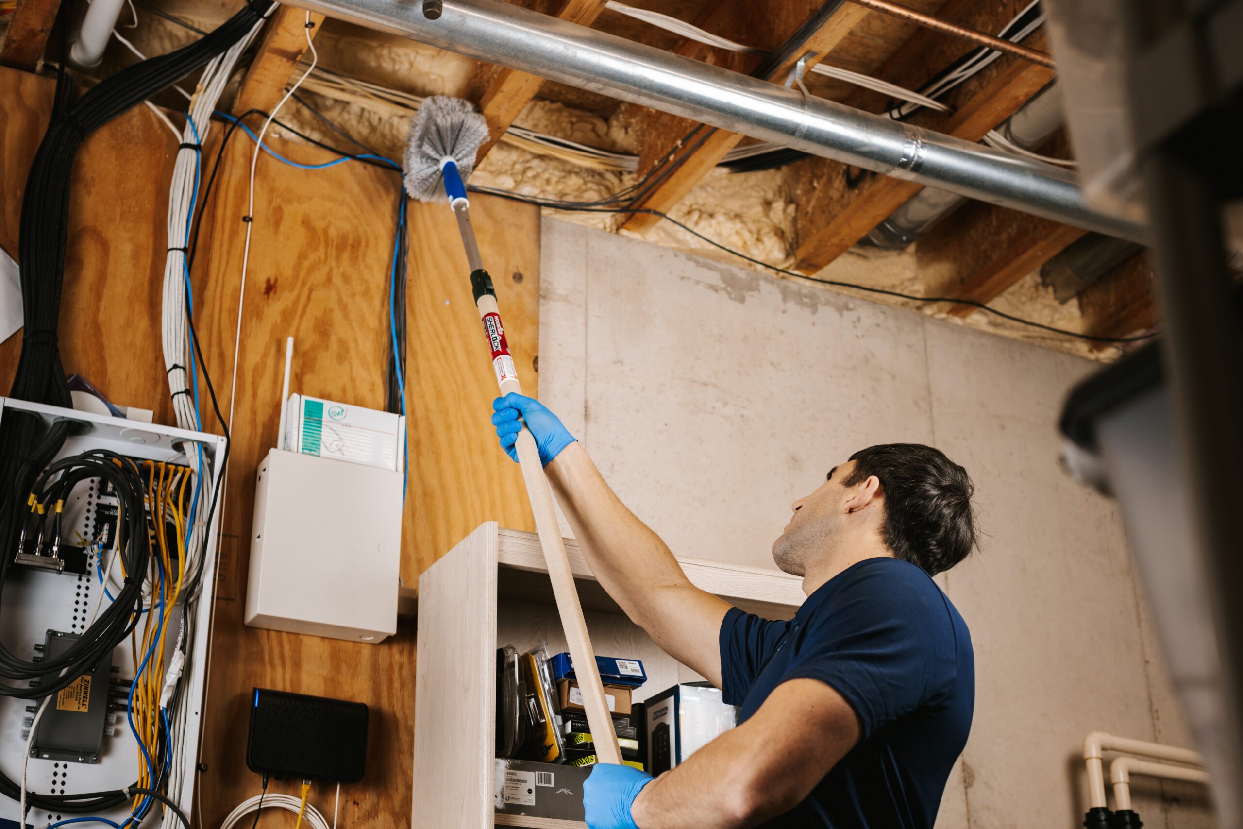 Clear Pest Pros employee at work, franchise training